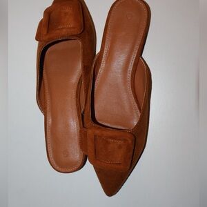 Coutgo  Mules Flats Pointed Toe Square Buckle Slip on Low Heel Backless Loafer